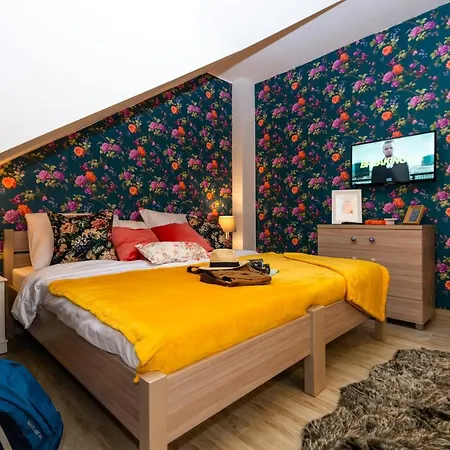 W Starej Karczmie - By Upstairs 3*