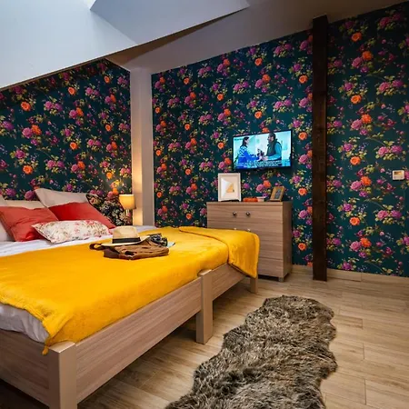 W Starej Karczmie - By Upstairs Bed & Breakfast Liszki