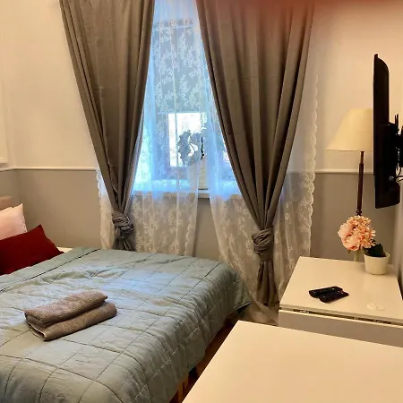 W Starej Karczmie - By Upstairs Liszki