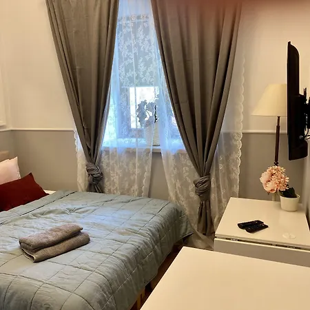 W Starej Karczmie - By Upstairs Bed & Breakfast