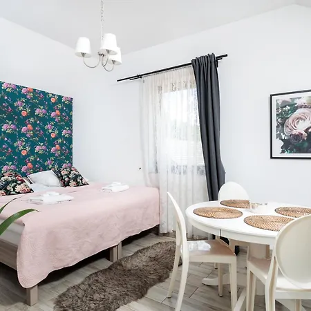 Bed & Breakfast W Starej Karczmie - Free Parking - By Upstairs 3*