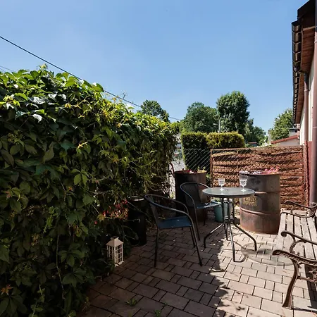 Bed & Breakfast W Starej Karczmie - Free Parking - By Upstairs Liszki