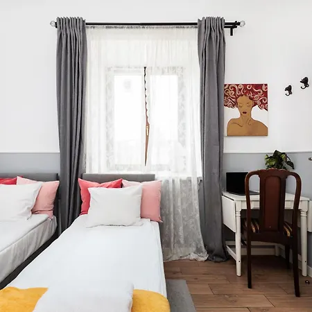 W Starej Karczmie - Free Parking - By Upstairs Bed & Breakfast